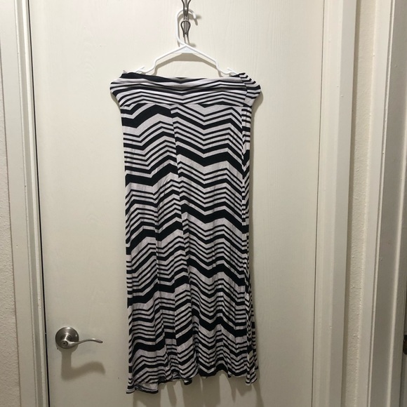 Zigzag skirt - Picture 3 of 5